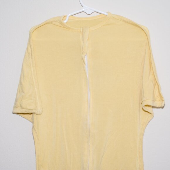 Zipadee-Zip EverSoft Bamboo Swaddle Transition in Sunshine Yellow - Picture 4 of 7